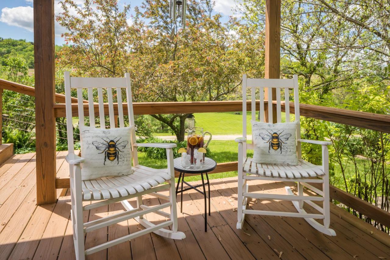 Hawk Valley Retreat & Cottages Galena Ngoại thất bức ảnh